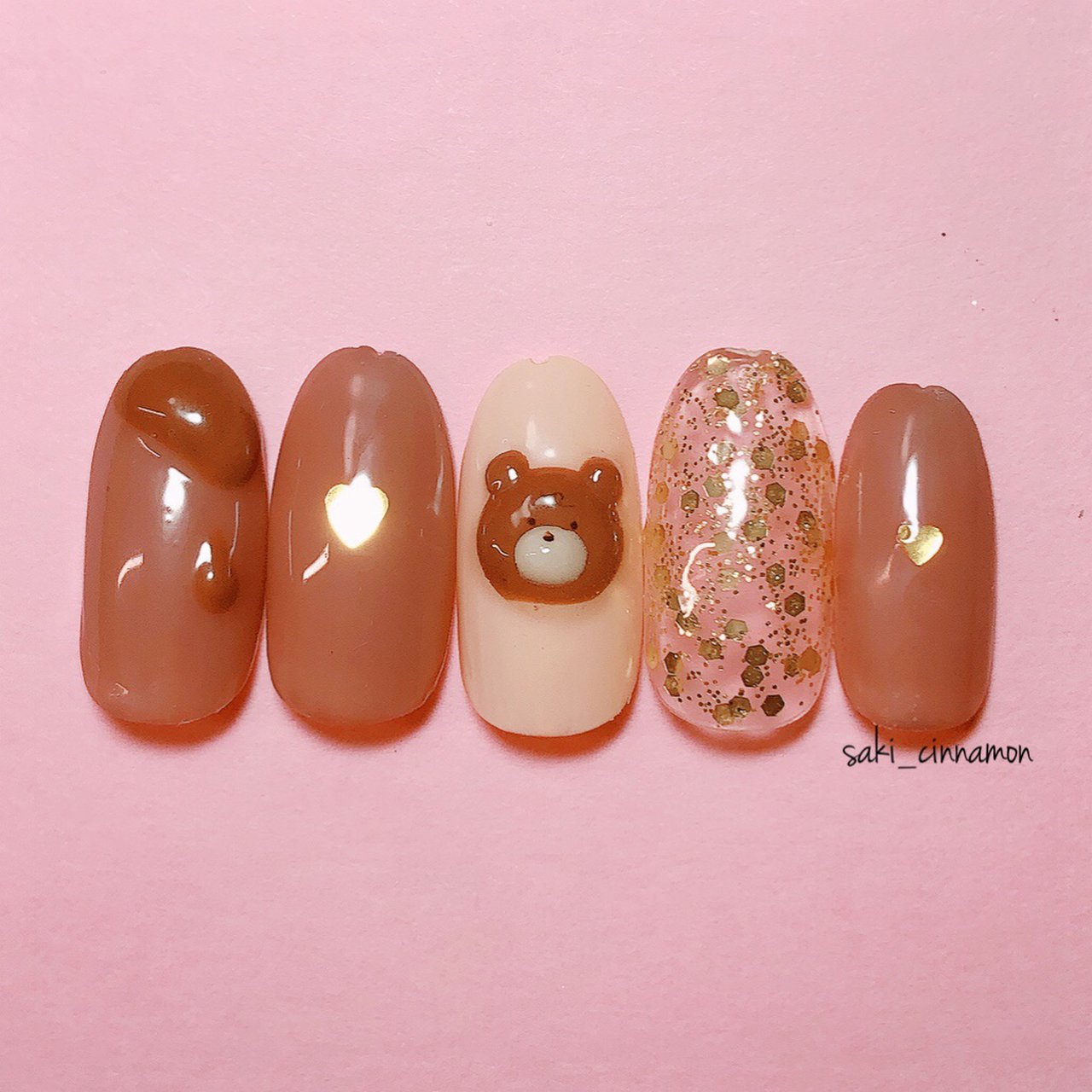 秋 シンプル ラメ ワンカラー ハート Saki Cinnamonのネイルデザイン No ネイルブック