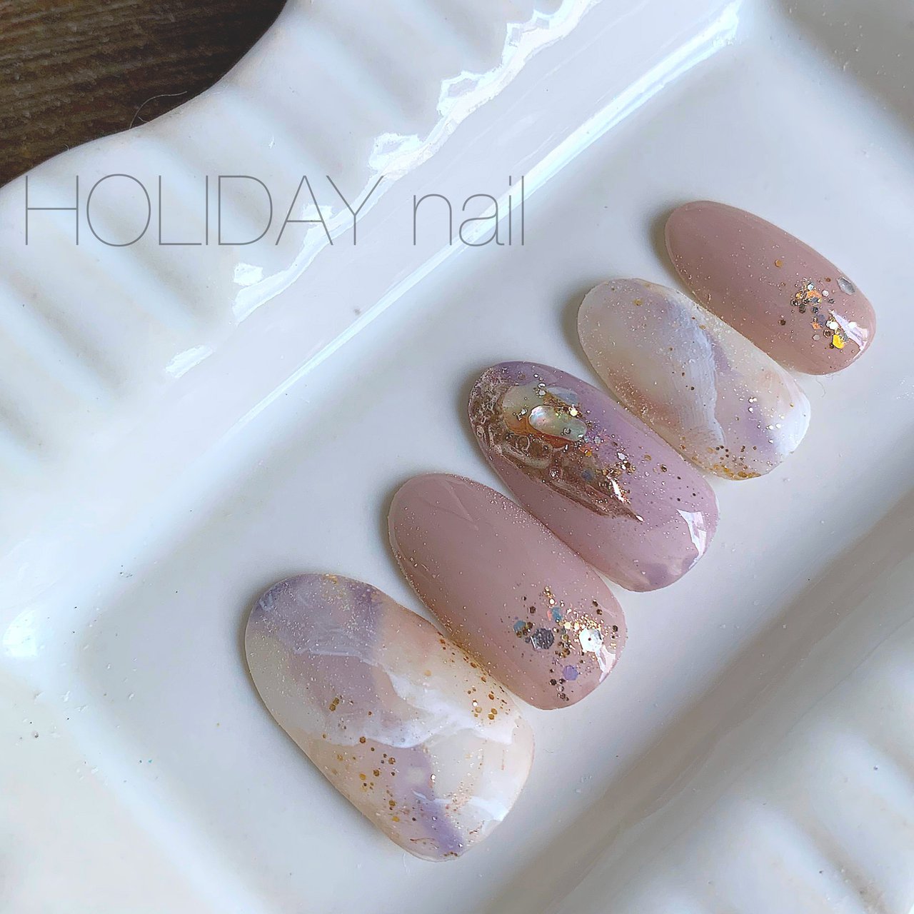 Holidaynailのネイルデザイン No ネイルブック