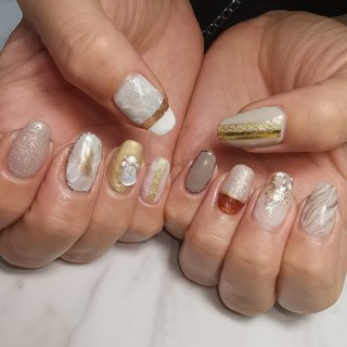 ニュアンス ラインテープのネイルデザイン ネイルブック