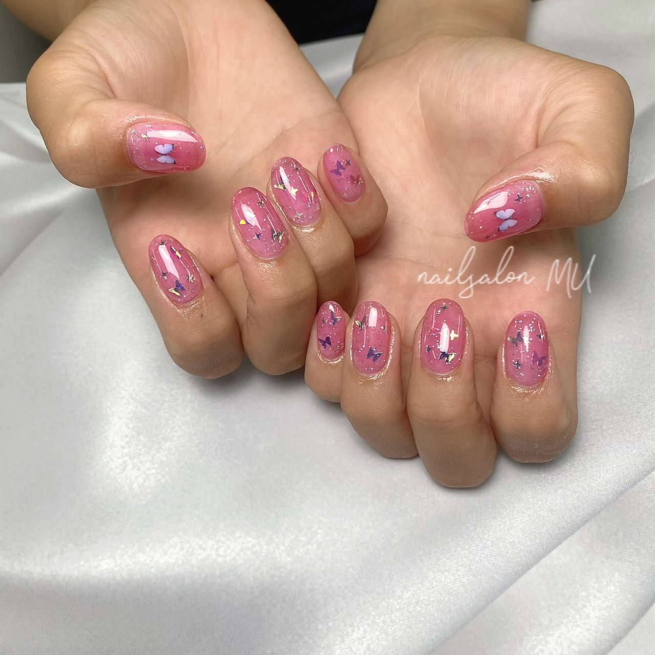 ホログラム ラメ シースルー ピンク Nailsalon Mu ミウ のネイルデザイン No ネイルブック