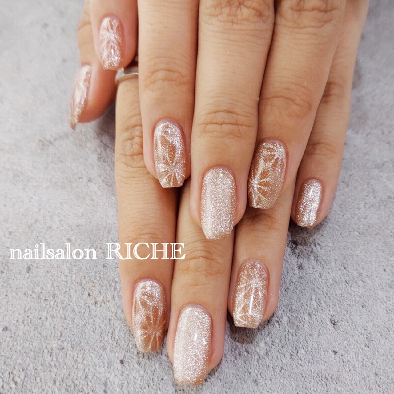 オールシーズン ブライダル パーティー ハンド シンプル Nailsalon Richeのネイルデザイン No ネイルブック