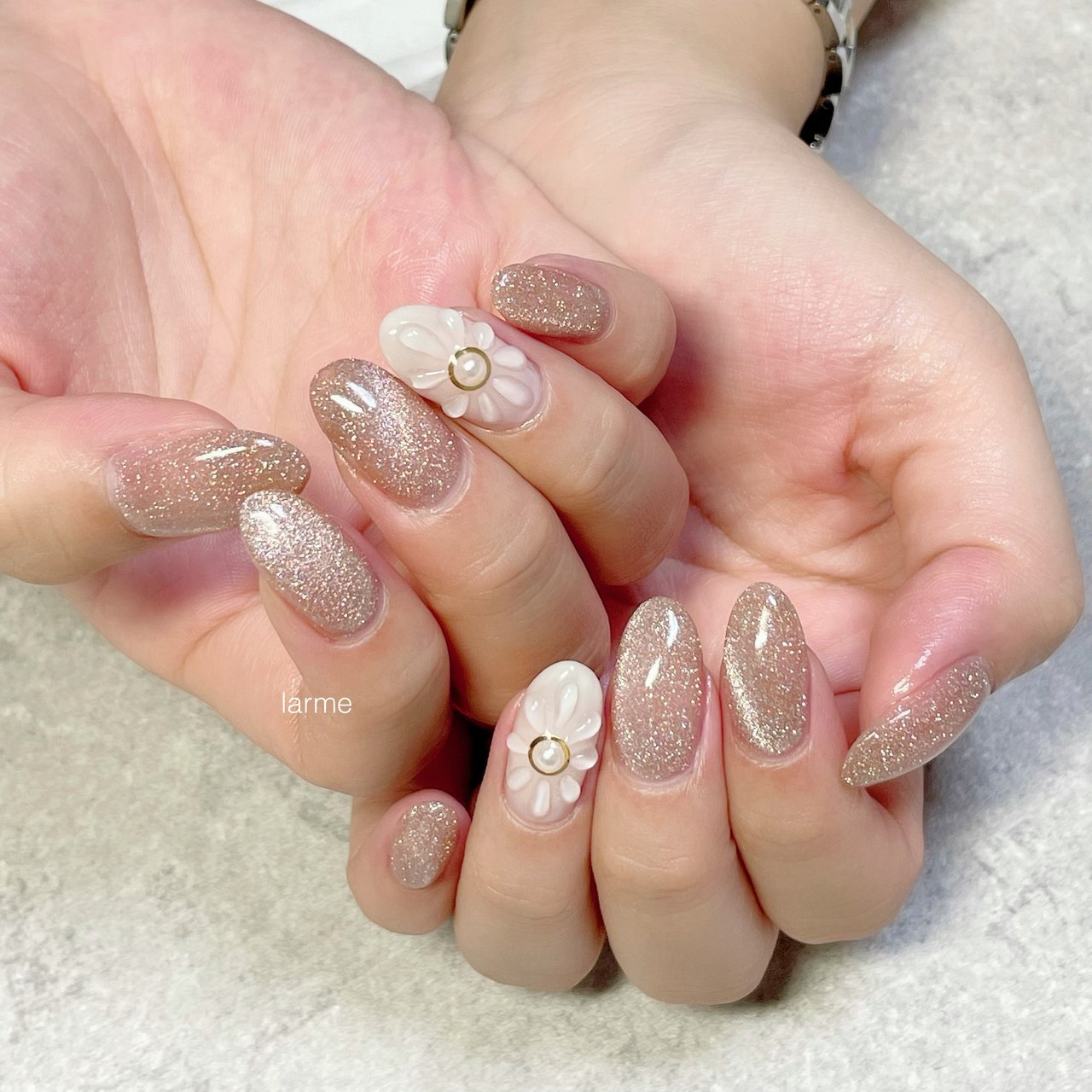 サイズオーダー　ネイルチップ　フラワーネイル　マグネット　ベージュ　キラキラ 受注制作】テラコッタカラーのミラーフラワー&マグネットネイル