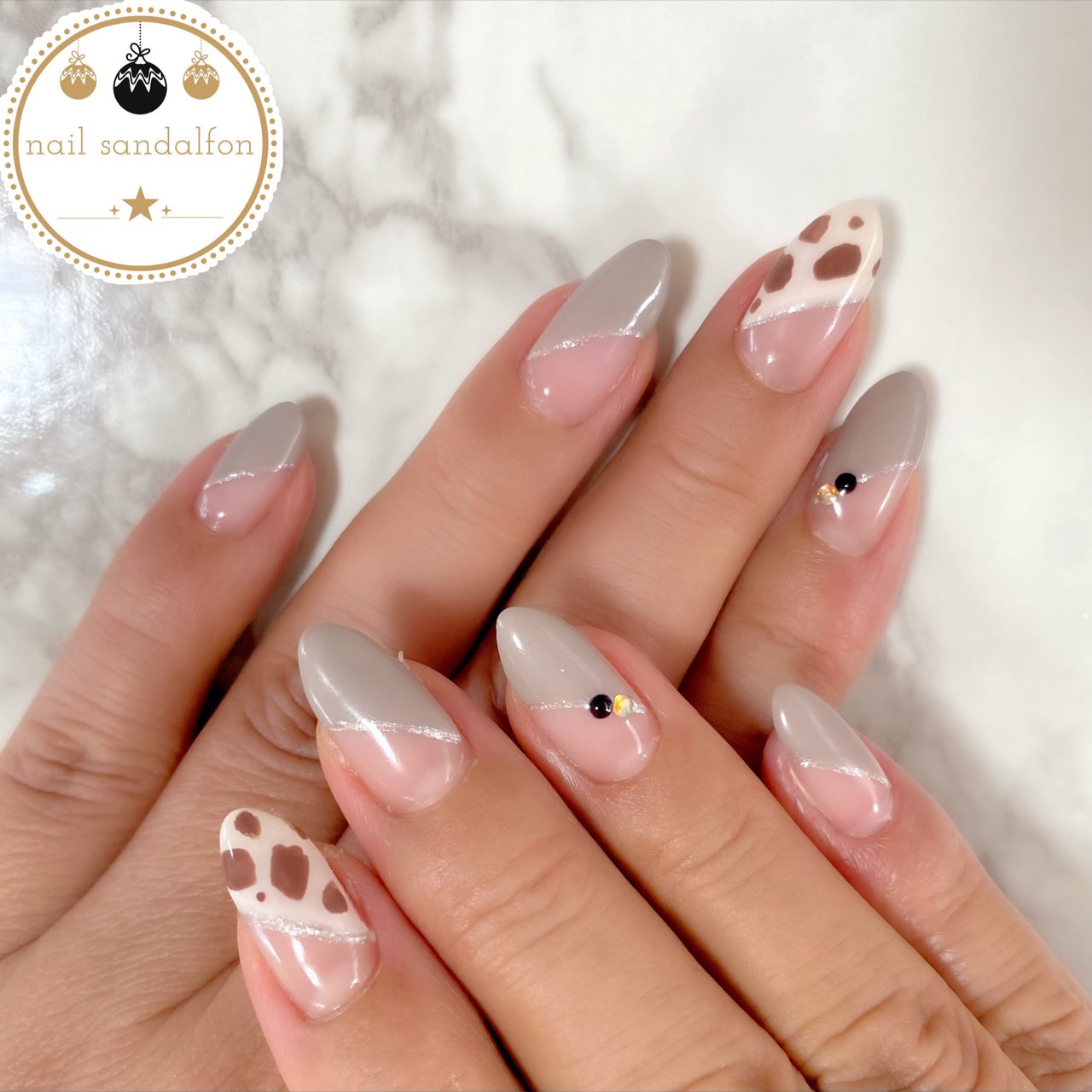 秋 オールシーズン 女子会 ハンド 変形フレンチ Nail Sandalfonのネイルデザイン No ネイルブック