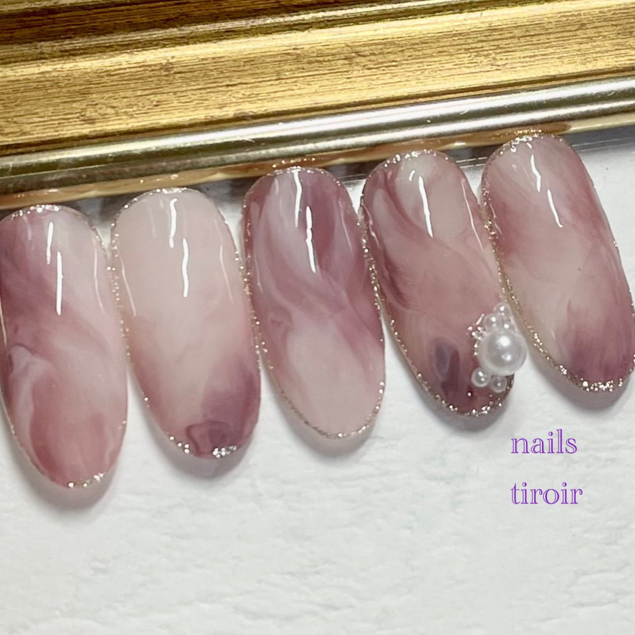 秋 オールシーズン オフィス ニュアンス ピンク Nails Tiroirのネイルデザイン No ネイルブック