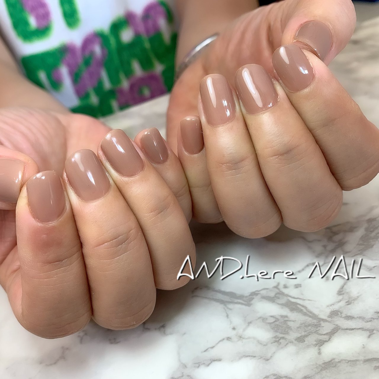 秋 オフィス ワンカラー ベージュ Miwannieのネイルデザイン No ネイルブック