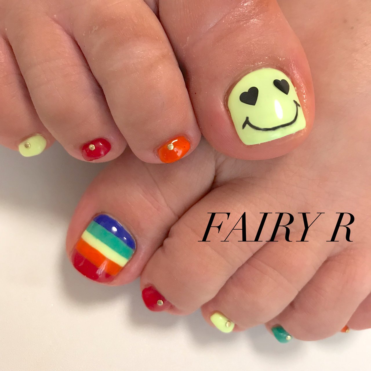 夏 フット カラフル ジェルネイル お客様 Fairynailのネイルデザイン No ネイルブック