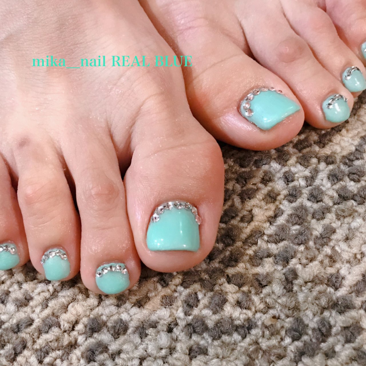 夏 フット シンプル ショート ターコイズ Real Blue Mika Nailのネイルデザイン No ネイルブック