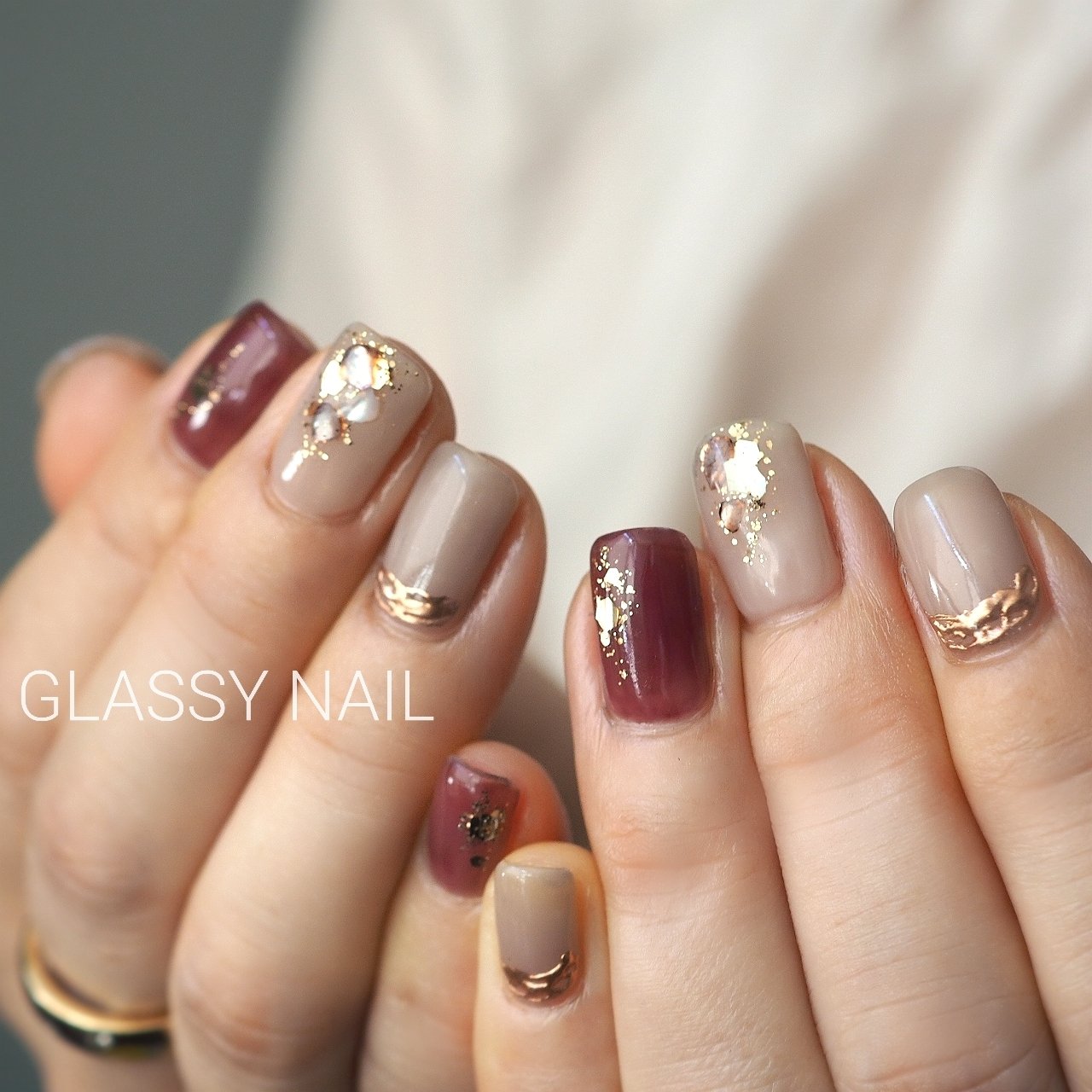 秋 冬 お正月 クリスマス ハンド Glassy Nailのネイルデザイン No ネイルブック