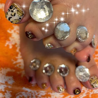ボルドー ブラック ペディキュアのネイルデザイン ネイルブック