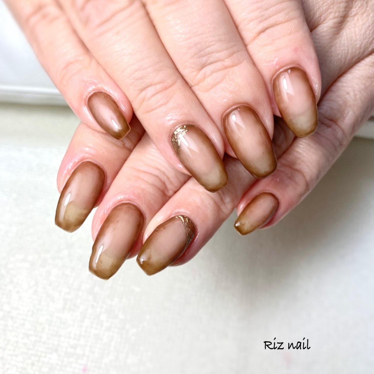 秋 ハンド グラデーション ワンカラー シースルー Riz Nail リズネイル のネイルデザイン No ネイルブック