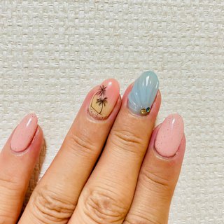 紫外線で色が変わるのネイルデザイン ネイルブック