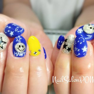 星 スター ニコちゃんネイルのネイルデザイン ネイルブック