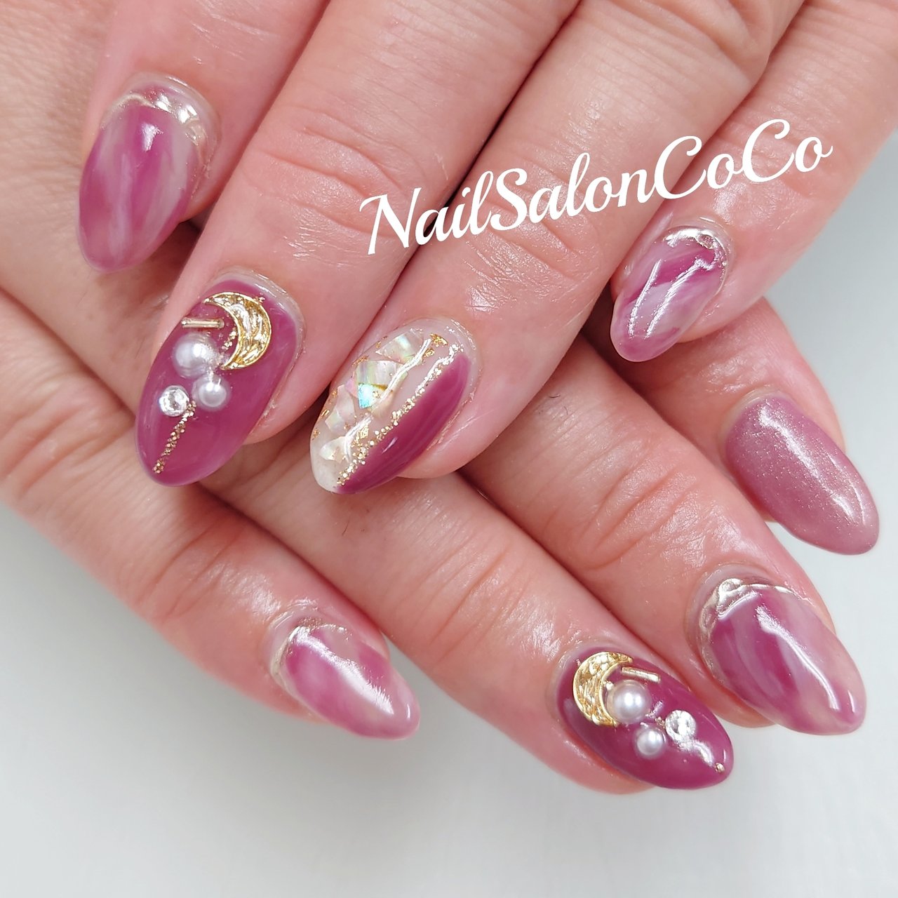 秋/ハンド/ビジュー/シェル/マーブル - NailSalonCoCoのネイルデザイン 