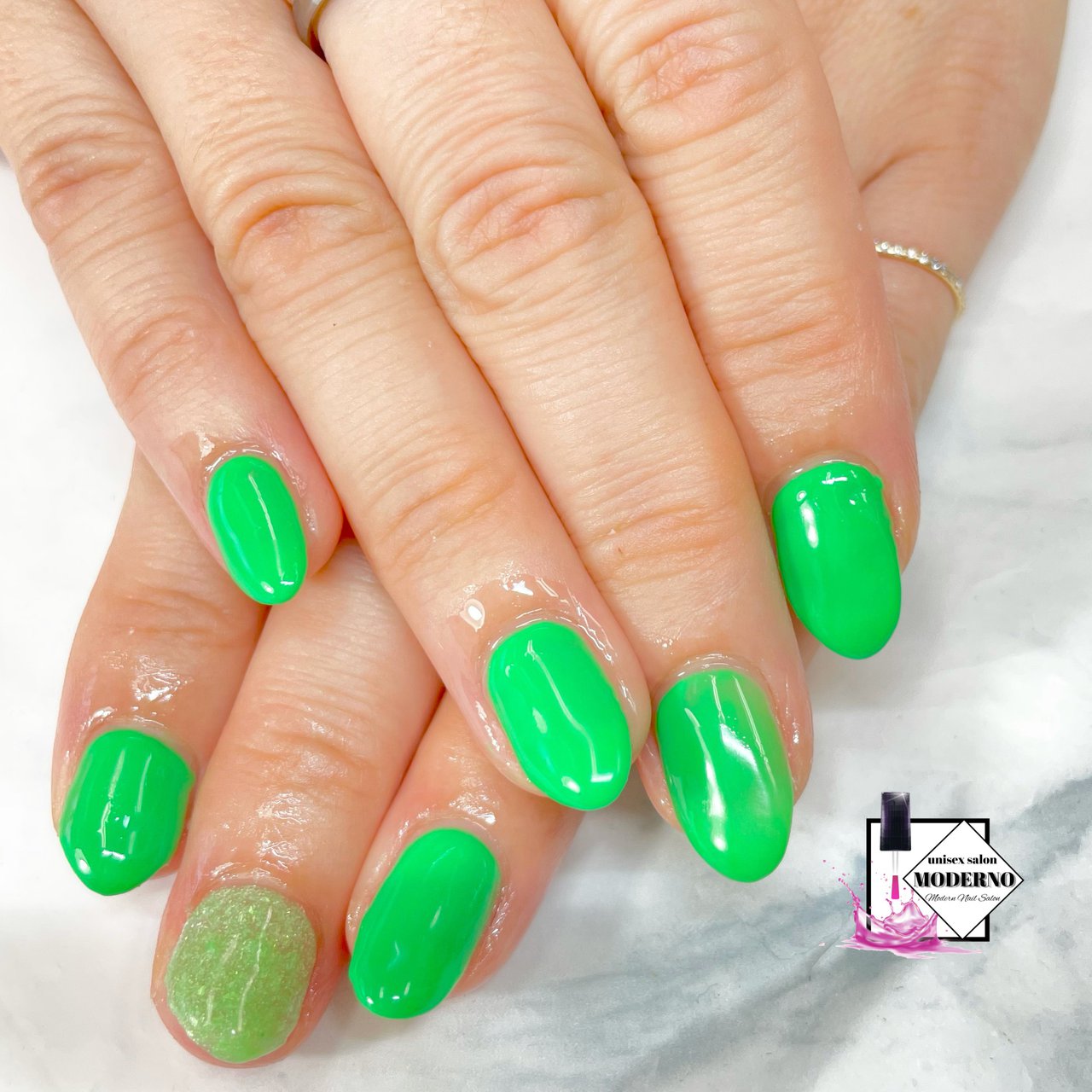 Unisex Salon Modernoのネイルデザイン No ネイルブック