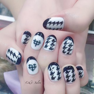 フレンチ 千鳥柄のネイルデザイン ネイルブック
