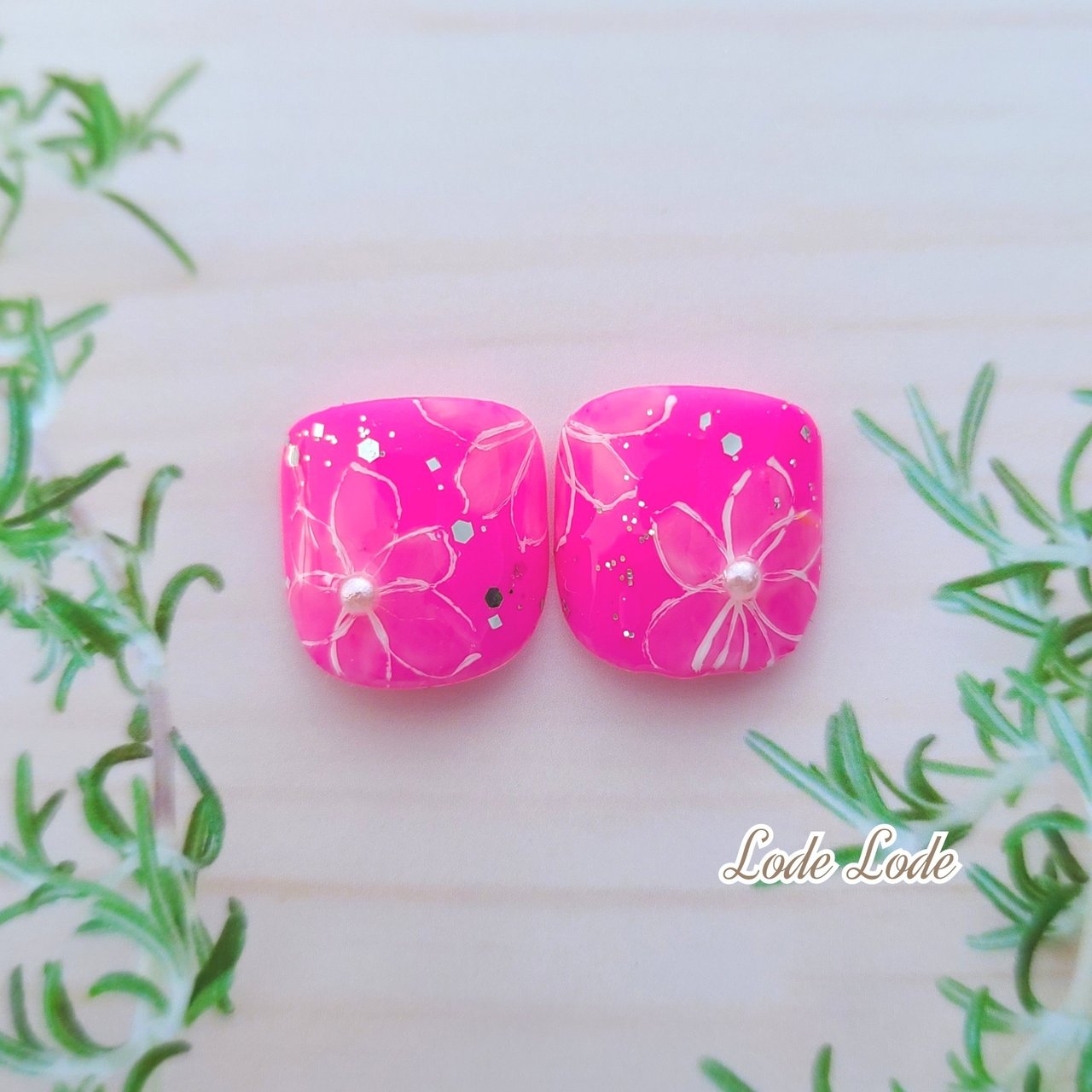 夏 秋 冬 女子会 フット Lodelodeのネイルデザイン No ネイルブック