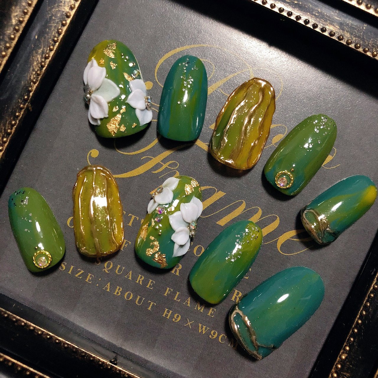 ネイルチップ 成人式 緑 ニュアンス フルオーダーネイル オーダーネイル ネイルチップ 成人式 緑 ニュアンス フルオーダーネイル オーダー