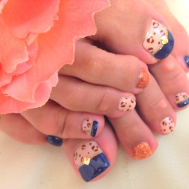 秋 フット アニマル柄 ベージュ ジェル 上村陽子のネイルデザイン No ネイルブック