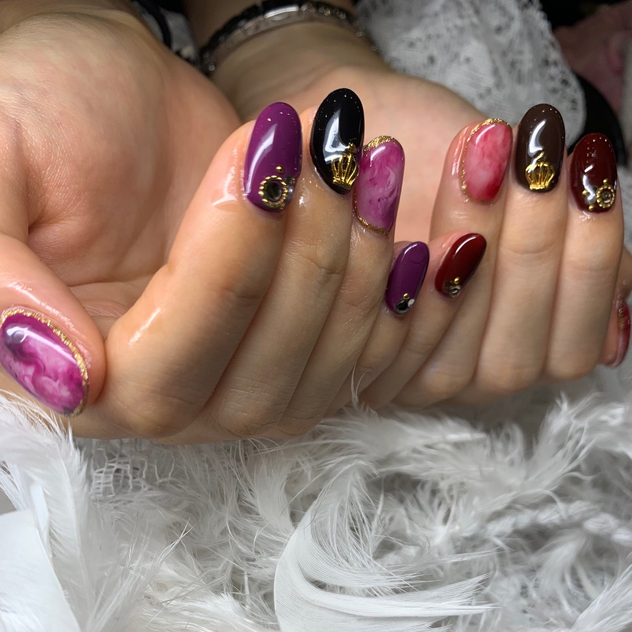 秋 ハンド マーブル ミディアム ボルドー 千幸 のネイルデザイン No ネイルブック