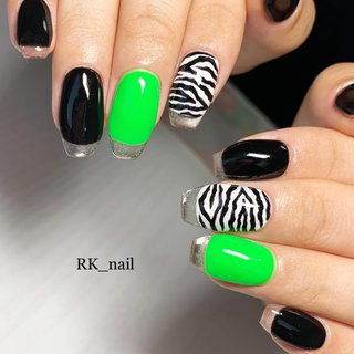 夏 ブラック ネオンカラーのネイルデザイン ネイルブック