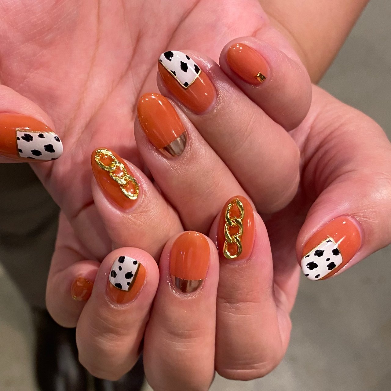 秋 冬 ハンド シンプル ワンカラー Mami Private Nail Salon Fika のネイルデザイン No ネイルブック