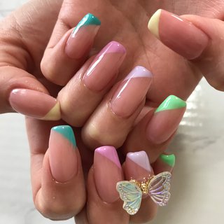 蝶々のネイルデザイン ネイルブック