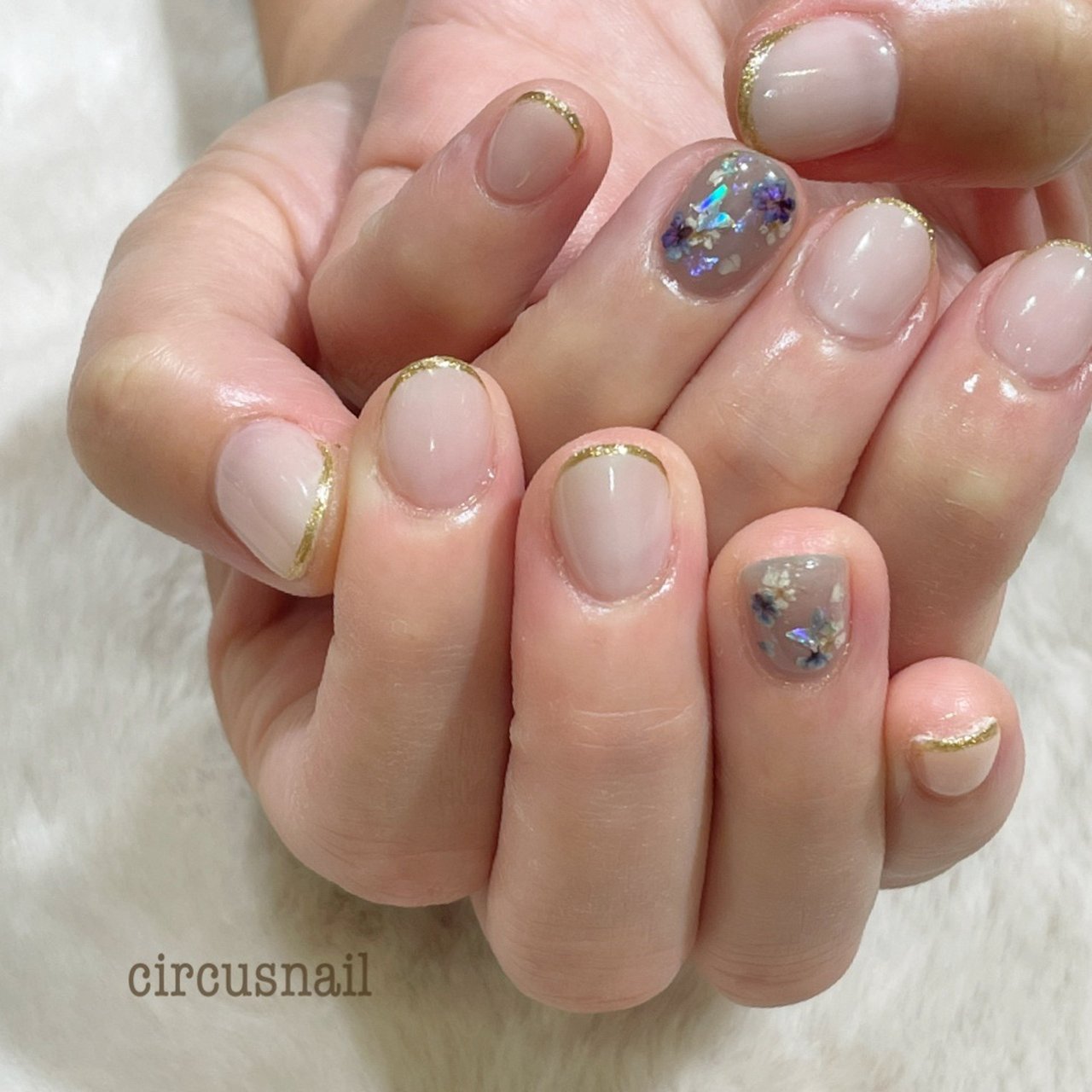 秋 ハンド フレンチ ワンカラー ショート Circusneilsalonのネイルデザイン No ネイルブック