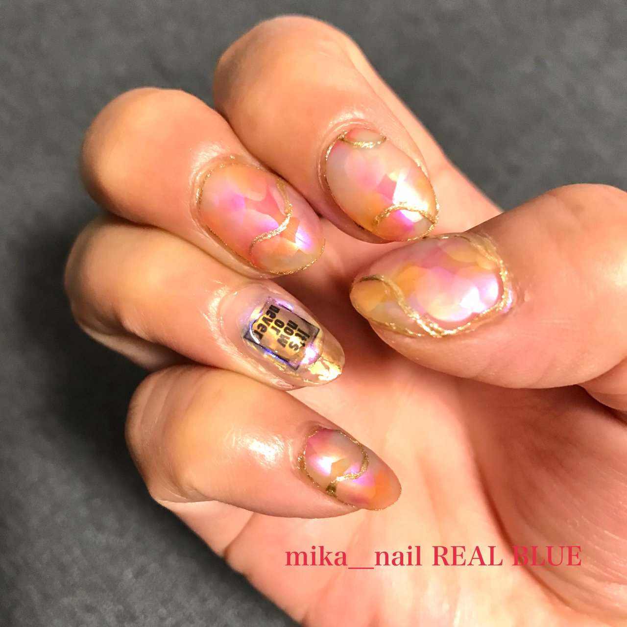 オールシーズン ハンド ホイル マット オーロラ Mika Nailのネイルデザイン No ネイルブック