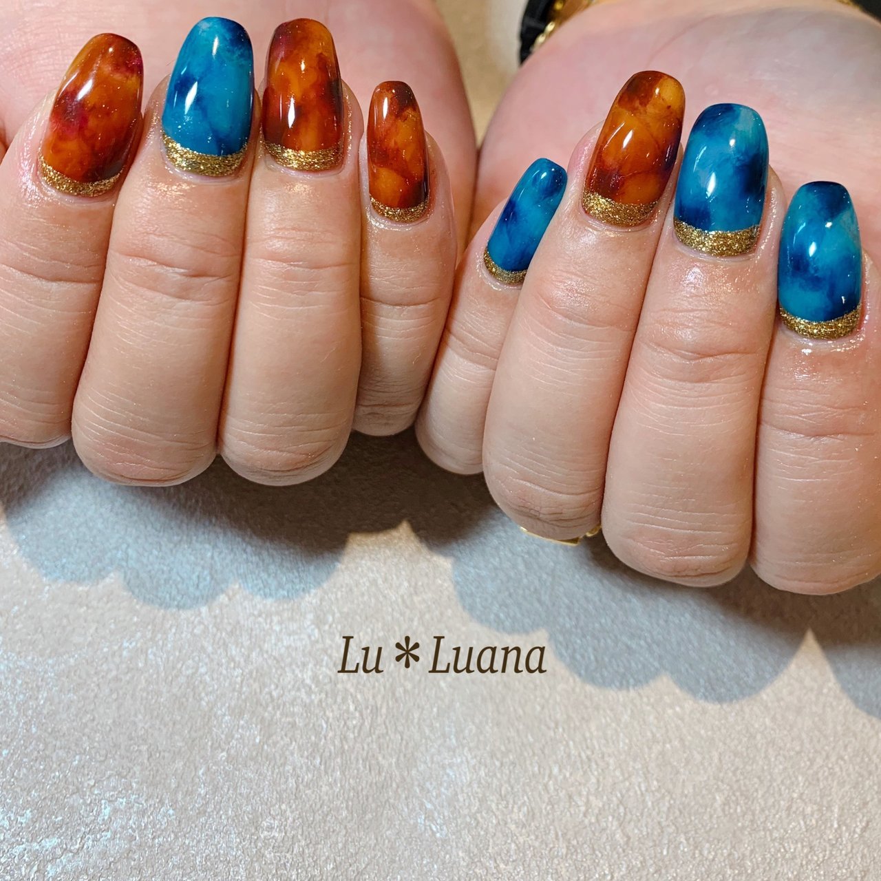 秋 冬 ハンド べっ甲 ブルー ネイルサロンルアナのネイルデザイン No ネイルブック