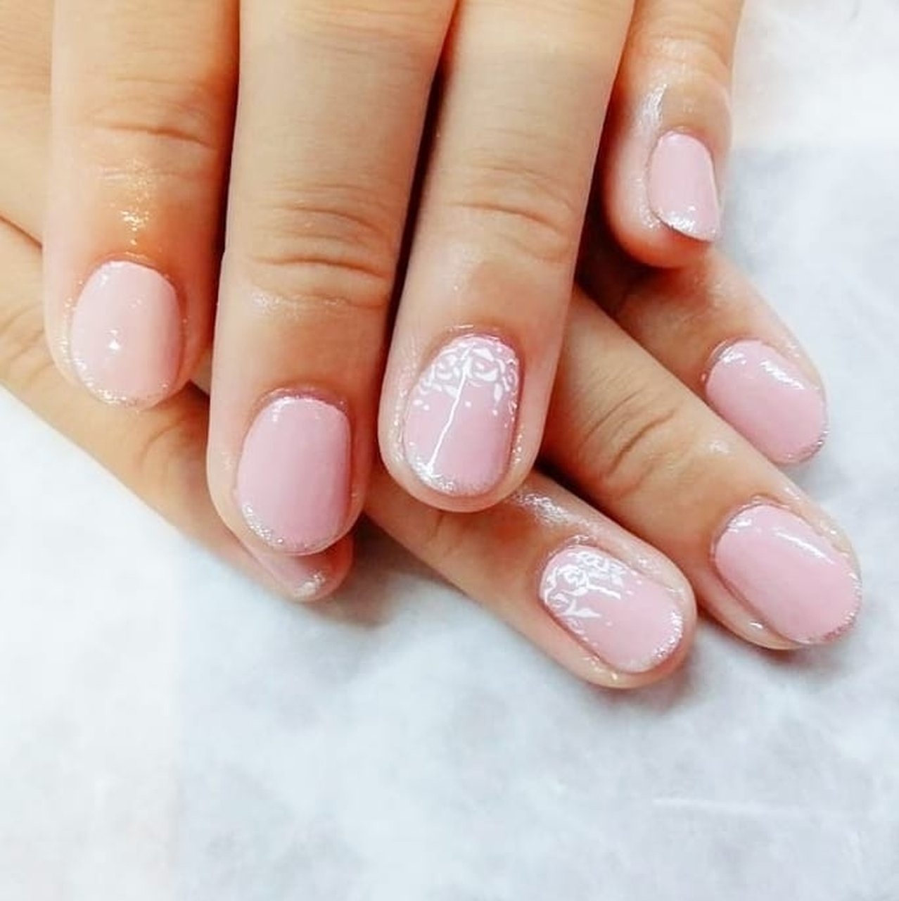 秋 ブライダル ハンド フラワー ショート Nail Salon Calypso2のネイルデザイン No ネイルブック