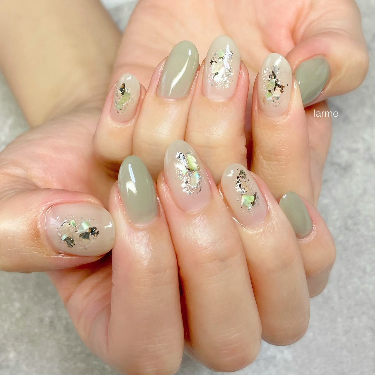ハンド ベージュ グリーン Nailroomlarmeのネイルデザイン No ネイルブック