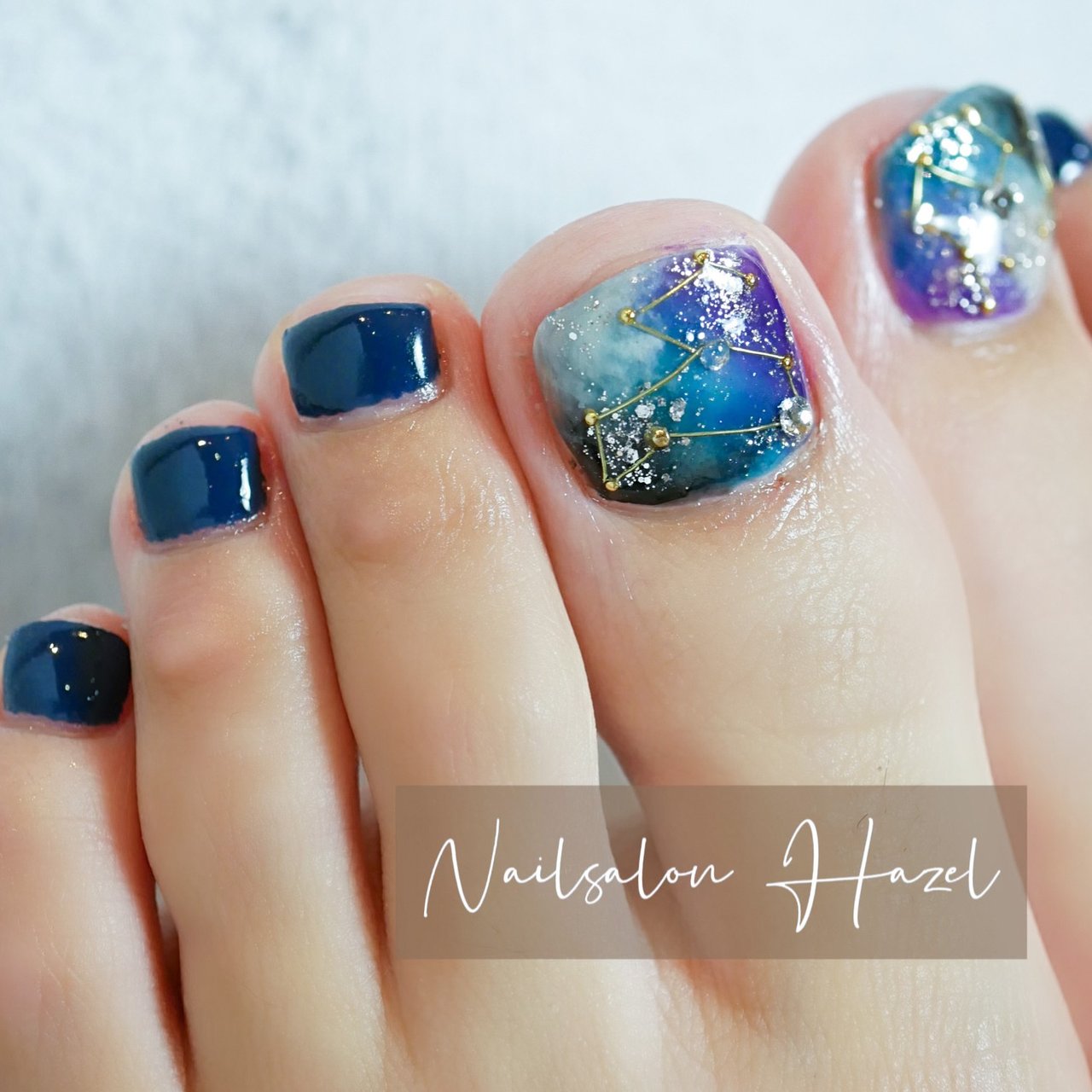 オールシーズン フット シンプル ギャラクシー ブルー Nailsalon Hazelのネイルデザイン No ネイルブック