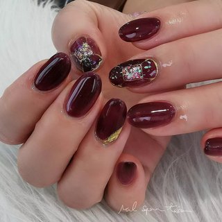 葡萄色ネイルのネイルデザイン ネイルブック