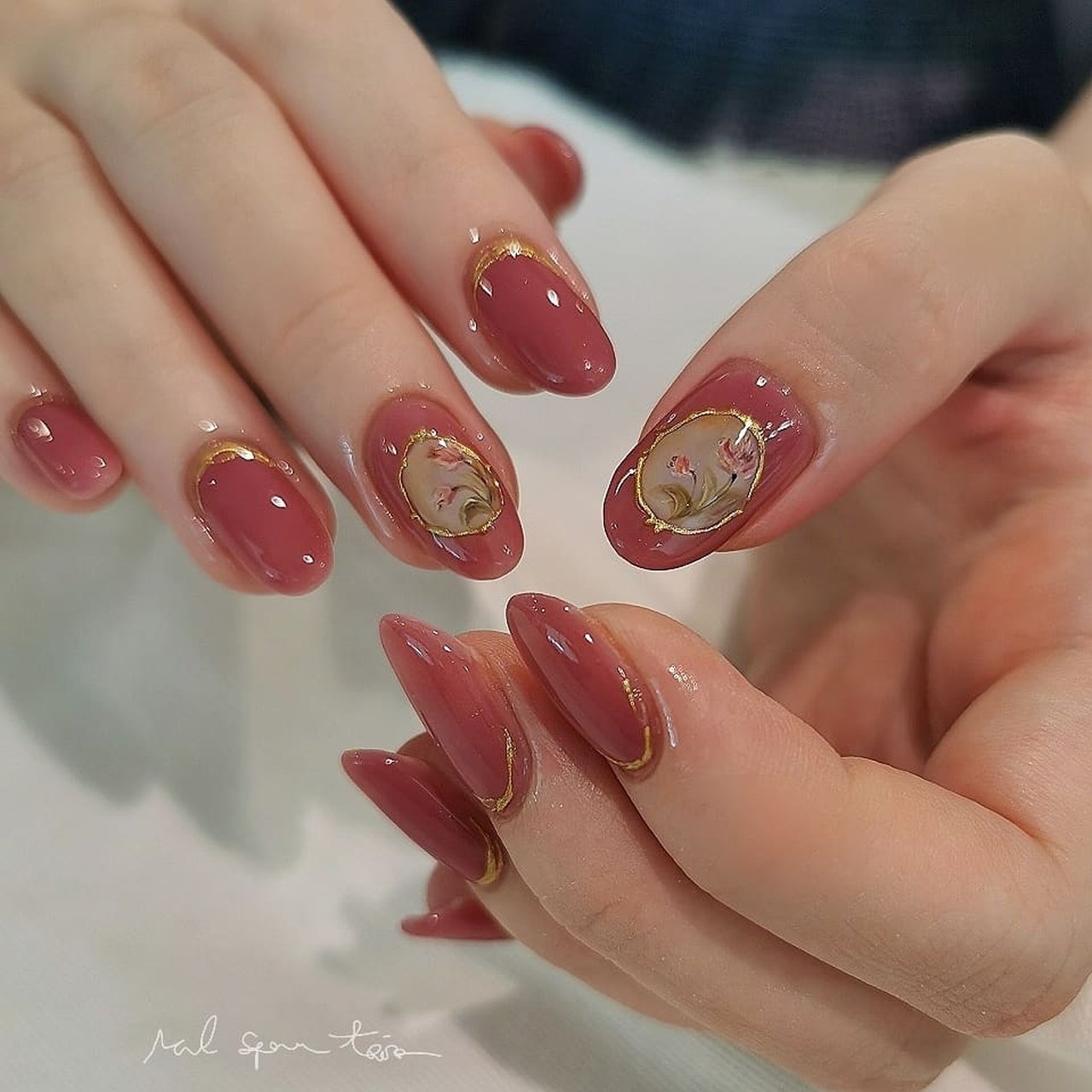 nailspaceaoiroのネイルデザイン[No.6689041]｜ネイルブック ネイルオンジュエリー[33]赤(レッド)、カメオ、ネイルパーツ♪