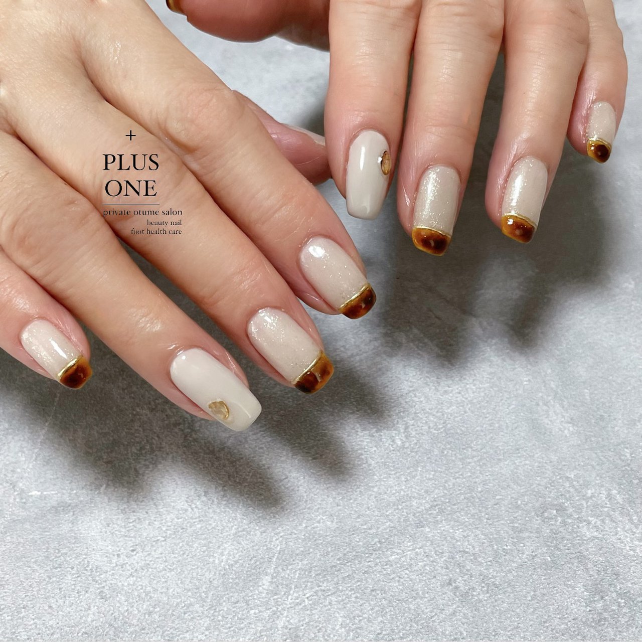 秋 ハンド シンプル ワンカラー べっ甲 Plus Oneのネイルデザイン No ネイルブック