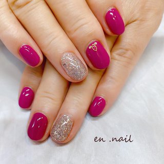 ピンク ビビッドのネイルデザイン ネイルブック