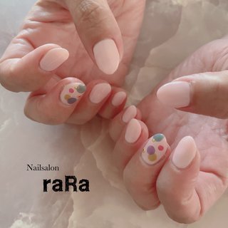 春 ドットのネイルデザイン ネイルブック