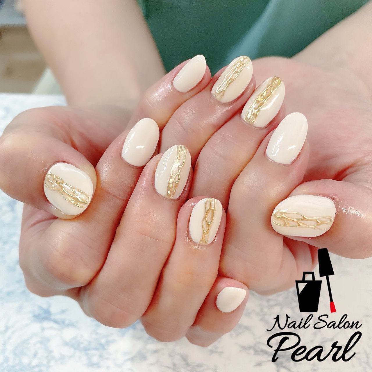 夏 女子会 ハンド ワンカラー ミラー 広島ネイルサロンパール パラジェル取扱店 のネイルデザイン No ネイルブック