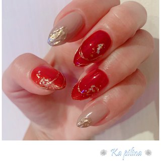 シンプル レッド グレージュのネイルデザイン ネイルブック