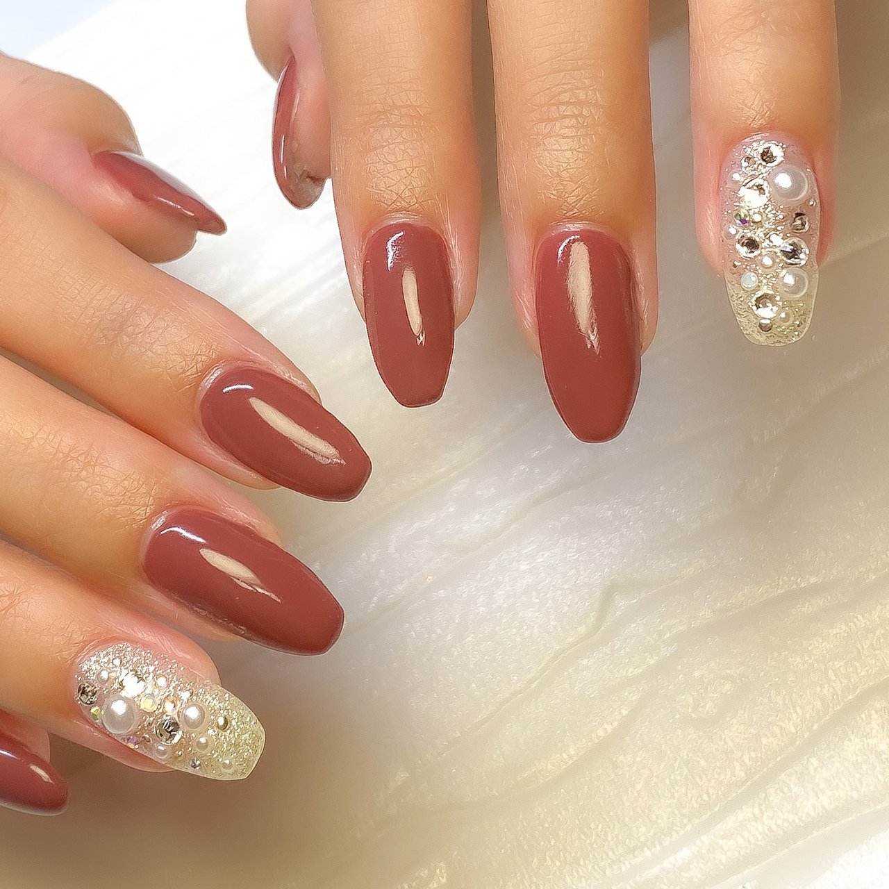 秋 ハンド ビジュー ミディアム ボルドー Zero Mam Nailのネイルデザイン No ネイルブック