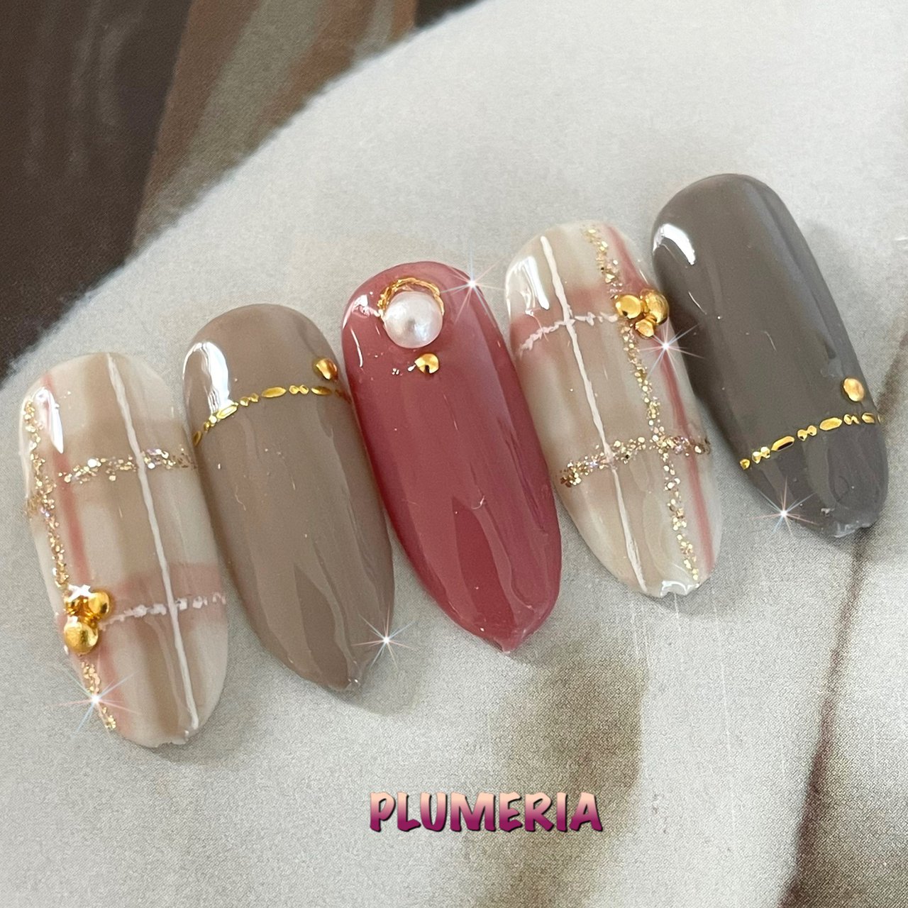 秋 旅行 デート 女子会 ハンド Plumeria 隠れ家サロンプルメリア のネイルデザイン No ネイルブック