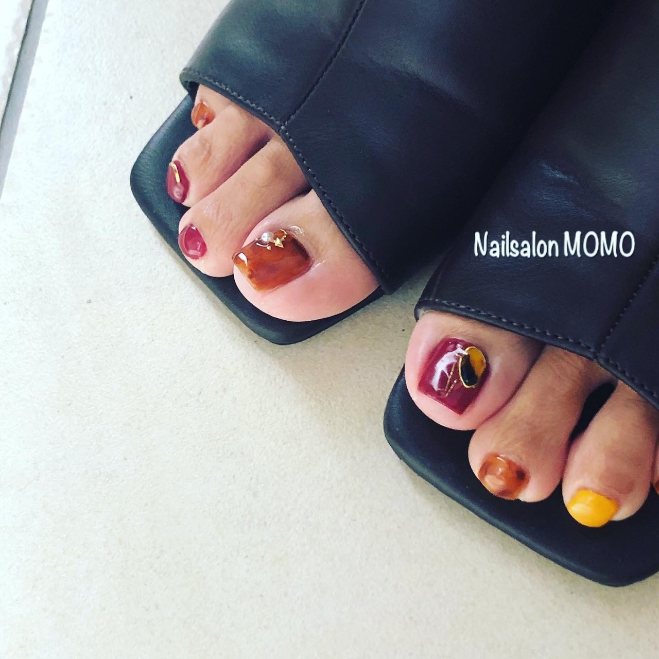 秋 パーティー デート 女子会 フット Nailsalonmomoのネイルデザイン No ネイルブック