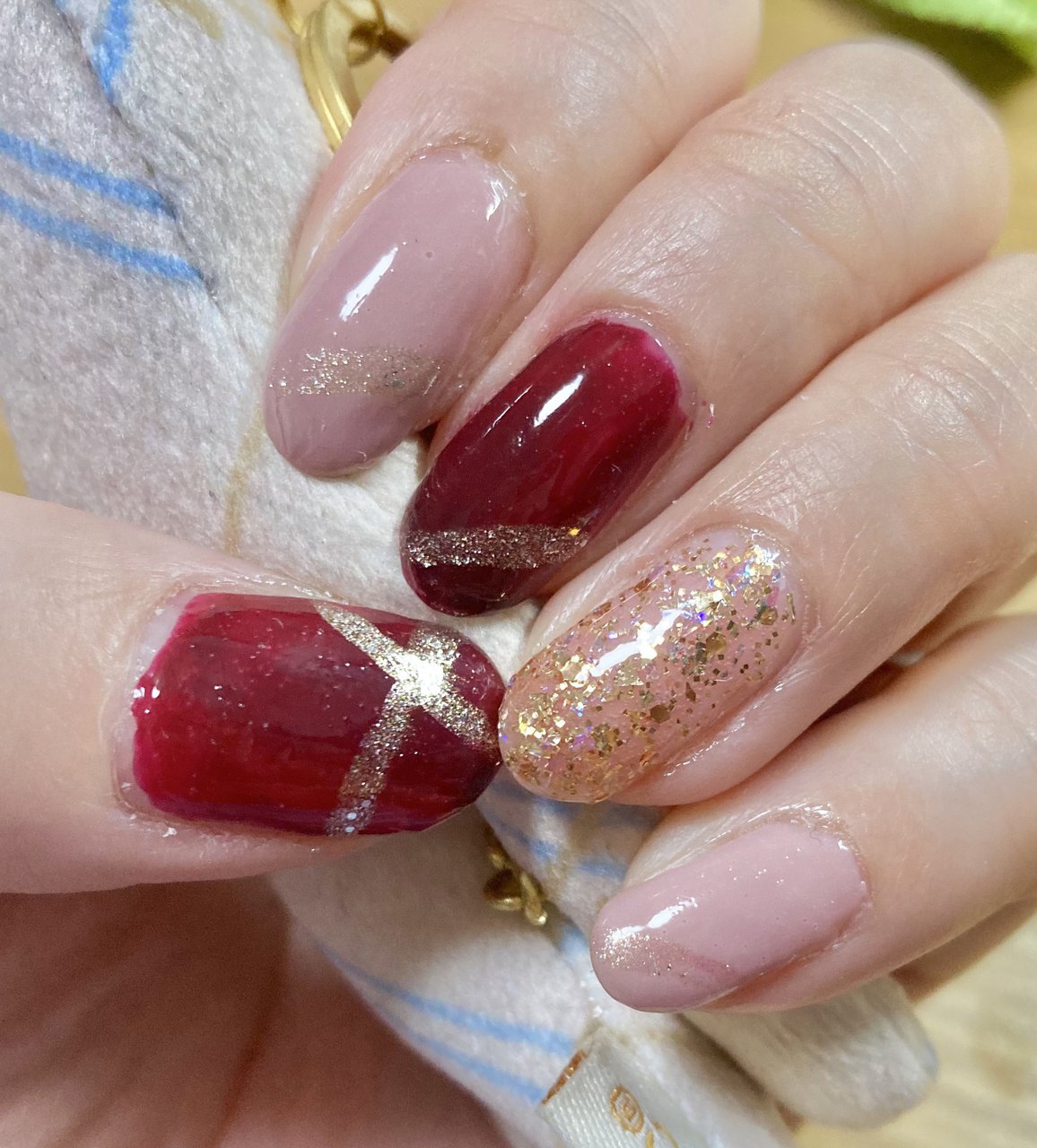 秋 オフィス ハンド シンプル ラメ Namiyutterのネイルデザイン No ネイルブック