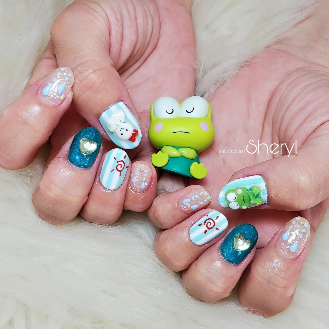 オールシーズン 梅雨 女子会 ハンド ラメ Yuriのネイルデザイン No ネイルブック