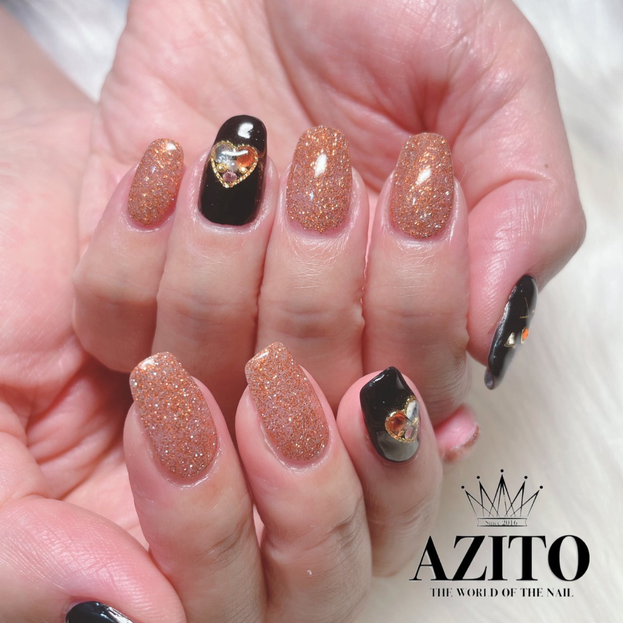 秋 ハロウィン ハンド シンプル ビジュー Azito Nailのネイルデザイン No ネイルブック