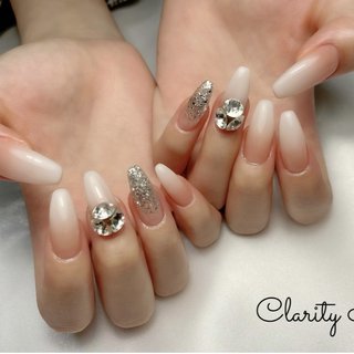 アートし放題持ち込みデザイン+オプションパーツ💅✨ 
#ジェルネイル#ネイル#nail#シンプル#持ち込みアート#天王寺#阿倍野#プライベートサロン#ネイルサロン#秋ネイル#水彩アート#アートし放題#定額デザイン#シンプル#ニュアンス#ニュアンスネイル#ちゅるんネイル#オフィスネイル#フィルイン一層残し#フィルイン#フットネイル#foot#hand#spring#summer#autumn#winter#privatesalon #オールシーズン #ハンド #グラデーション #ビジュー #ラメ #ホワイト #ベージュ #シルバー #ジェルネイル #お客様 #Clarity Nail #ネイルブック