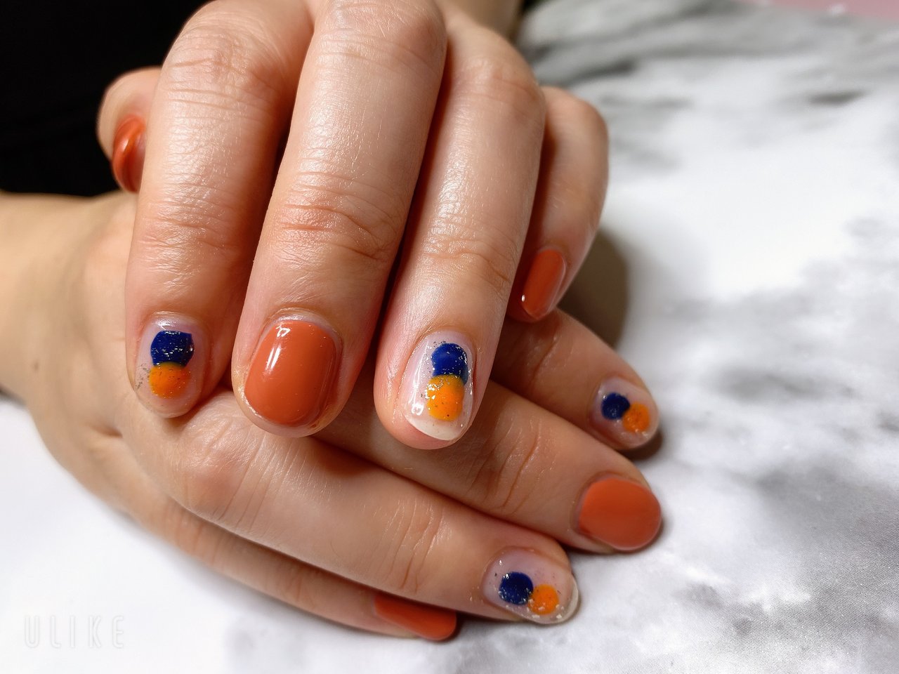 秋 ハンド ラメ ワンカラー ニュアンス Nailsalon Sireneのネイルデザイン No ネイルブック