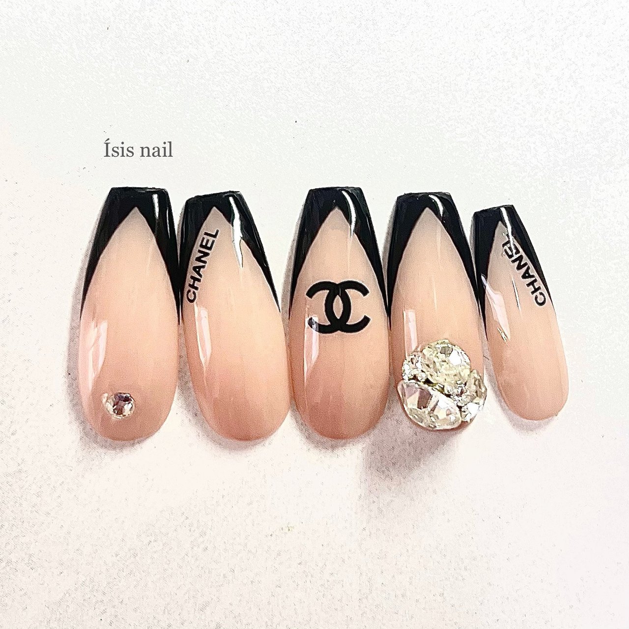 オールシーズン パーティー デート 女子会 ハンド Isis Nailのネイルデザイン No ネイルブック