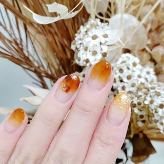 オレンジ ブラウン セルフネイルのネイルデザイン ネイルブック