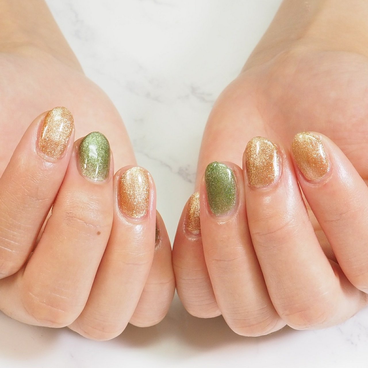 シンプル マグネット グリーン ブラウン ジェルネイル Nail K のネイルデザイン No ネイルブック